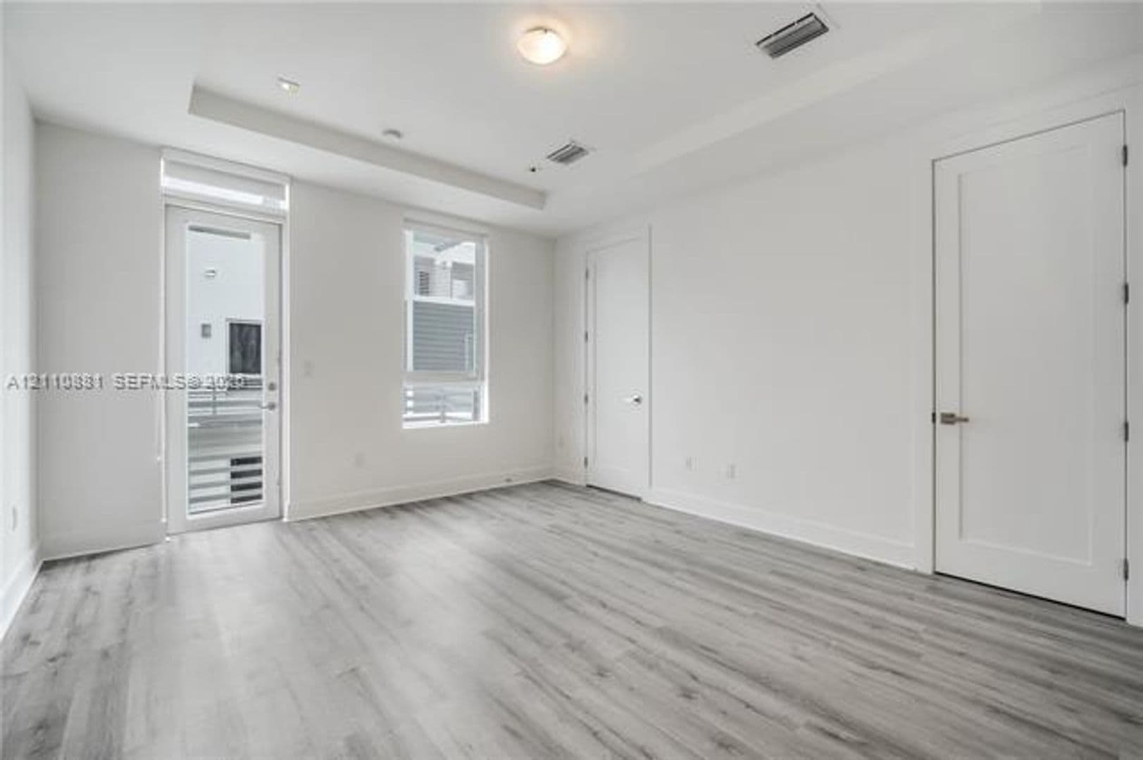 Doral Townhome: 9143 NW 33rd St th 9143