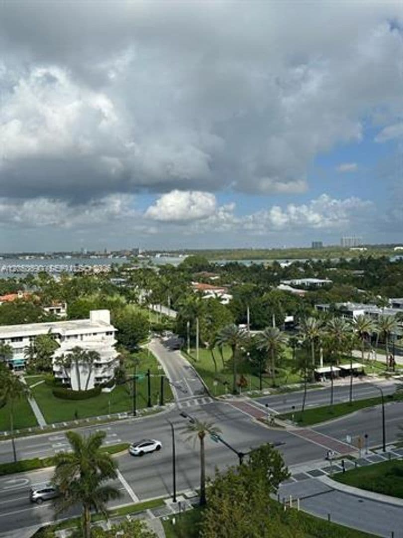 Bal Harbour Condo: 10185 Collins Ave cu-1103