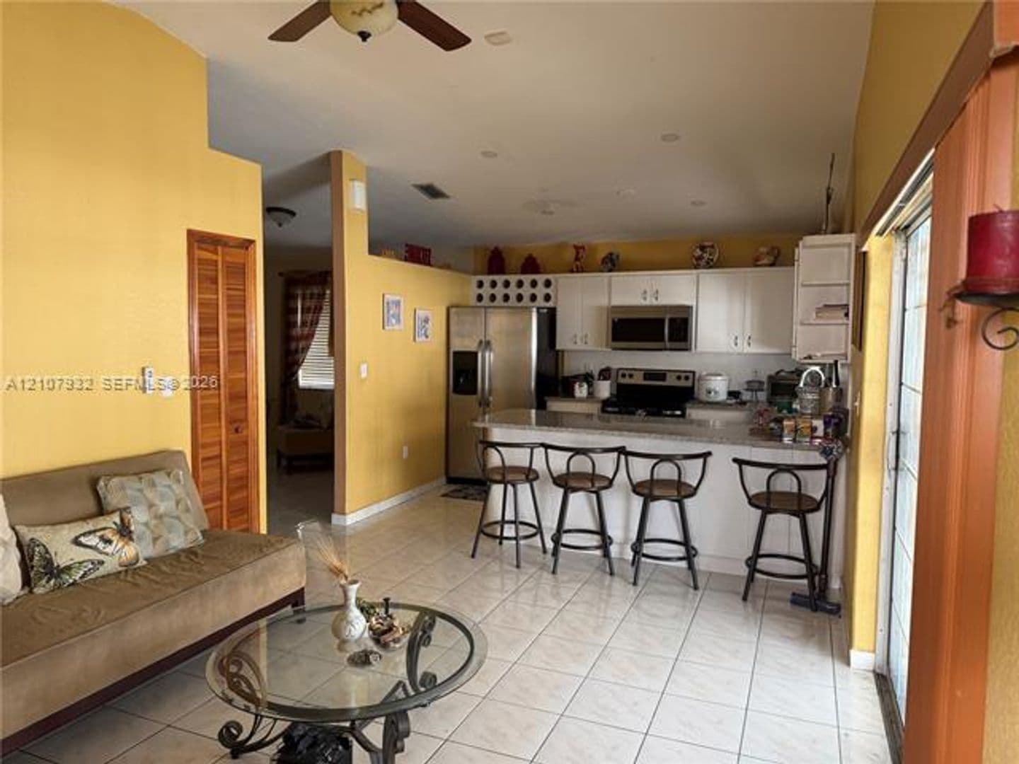 Hialeah House: 3293 W 77th Pl # 3293