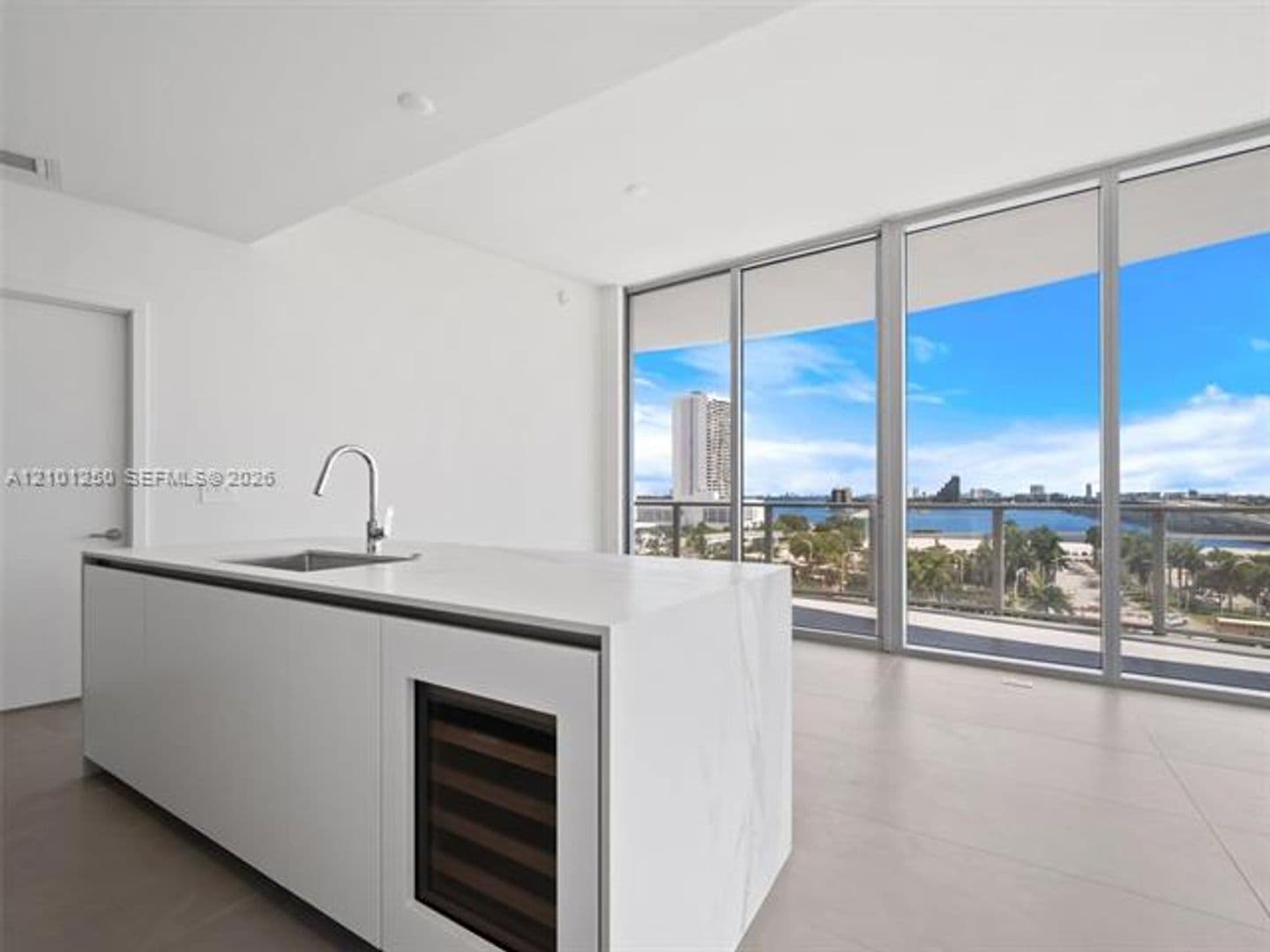Miami Condo: 1400 Biscayne Blvd cu-701