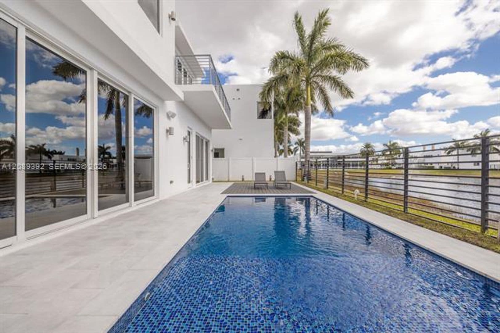 Doral House: 10250 NW 75th Ter # 10250