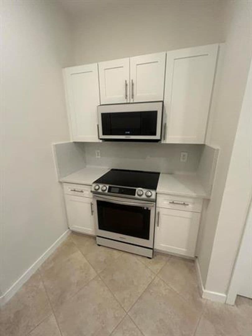 Fort Lauderdale Townhome: 2931 SW 18th Terrace th 2931
