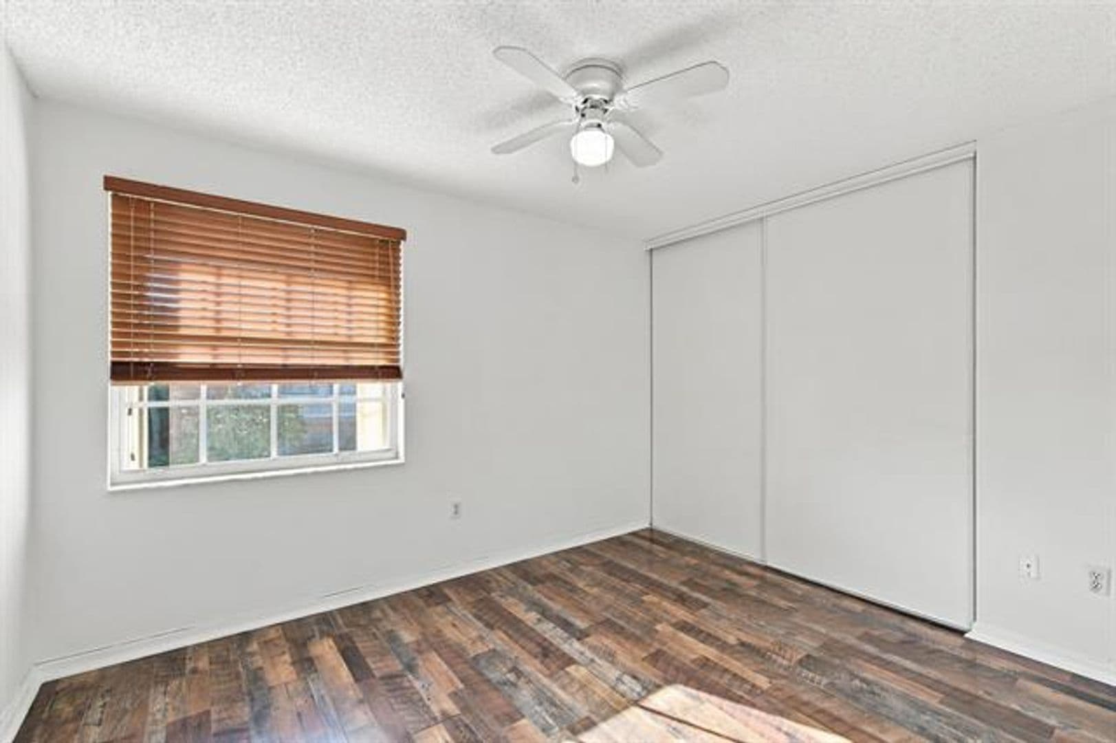 Pembroke Pines House: 2271 NW 159th Ave # 2271