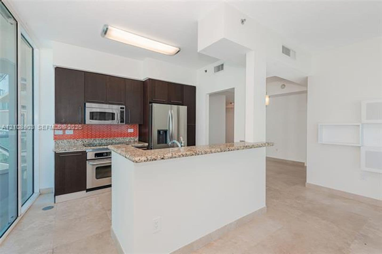 Miami Beach Condo: 6515 Collins Ave cu-1509