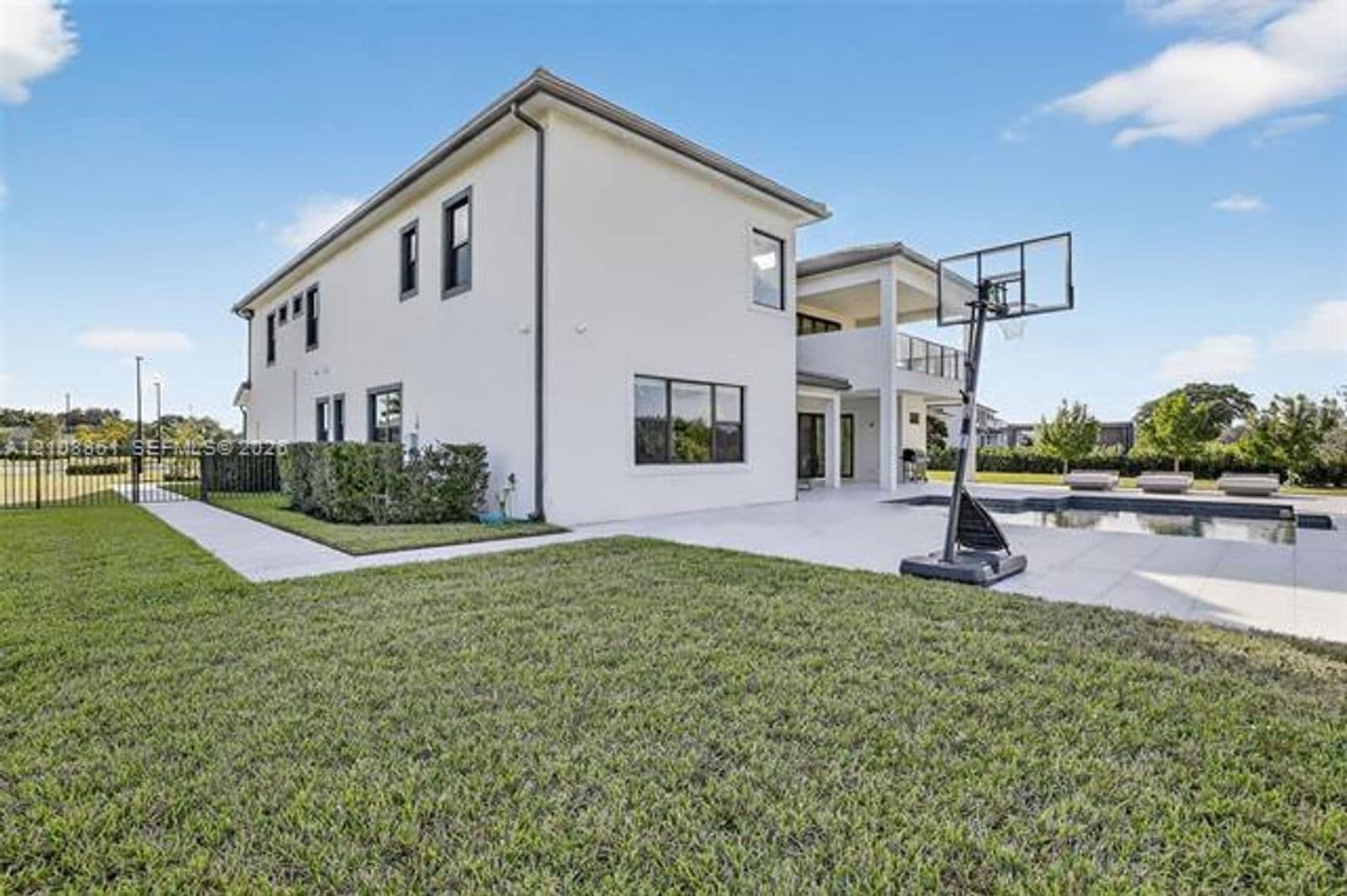 Davie House: 14855 Millstone Ranches Dr # 14855