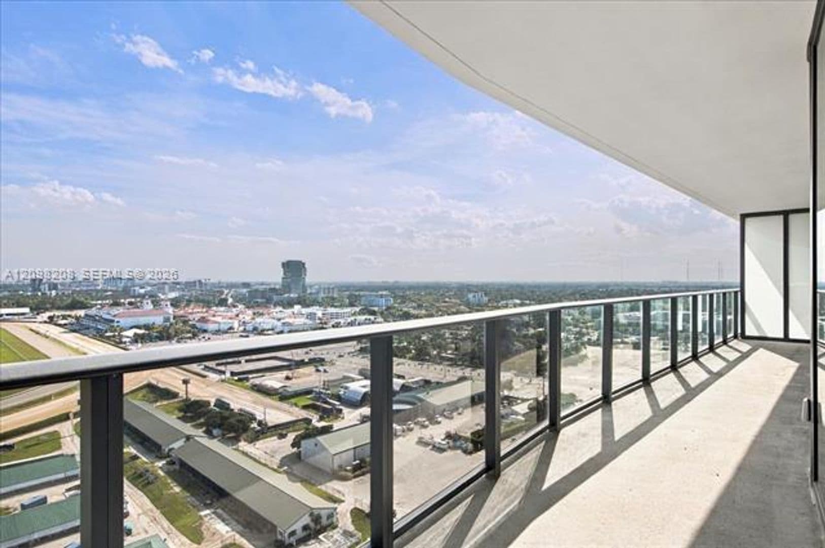 Hallandale Beach Condo: 1170 E Hallandale cu-2109