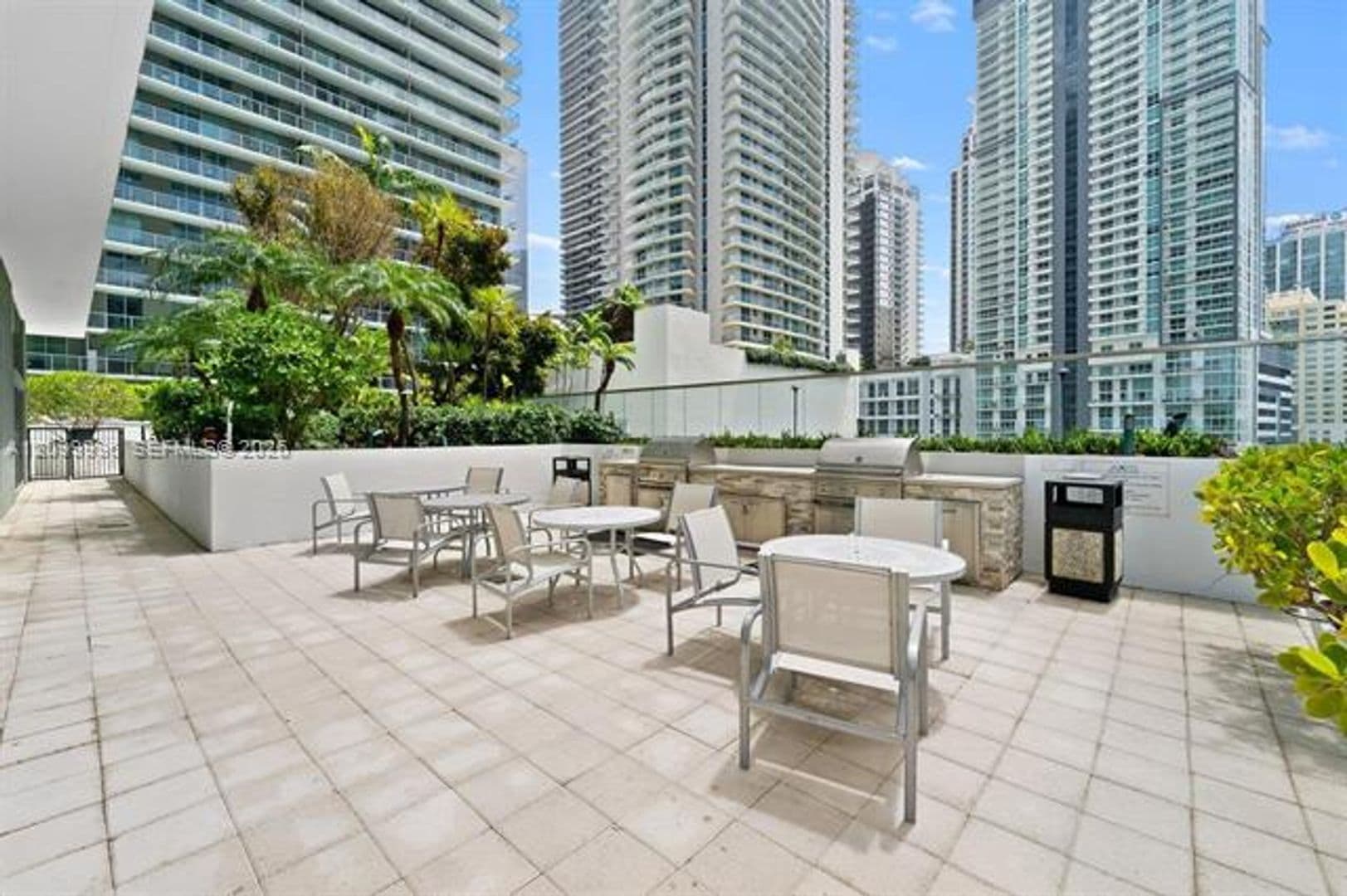 Miami Condo: 1111 SW 1st Ave cu-2714-N