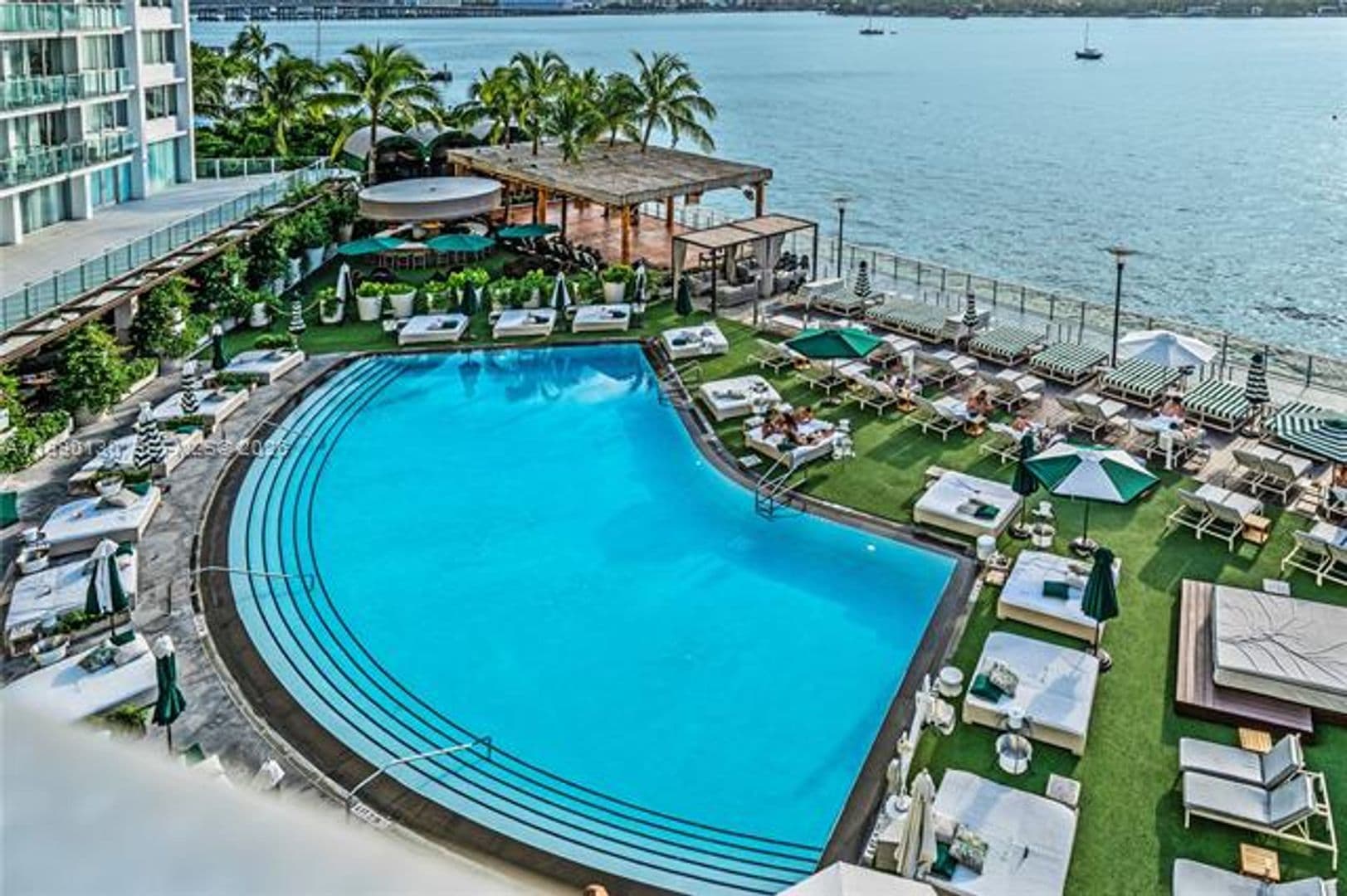 Miami Beach Condo: 1100 West Avenue cu-514