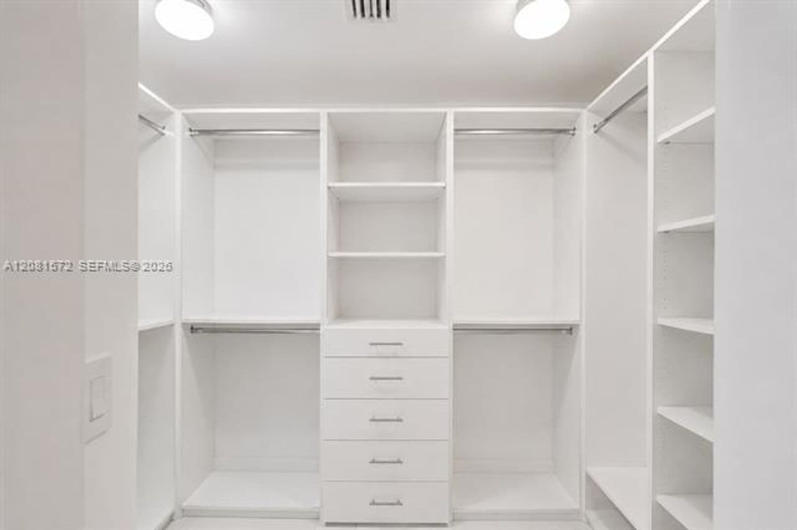 Miami Condo: 650 NE 32nd St cu-3901