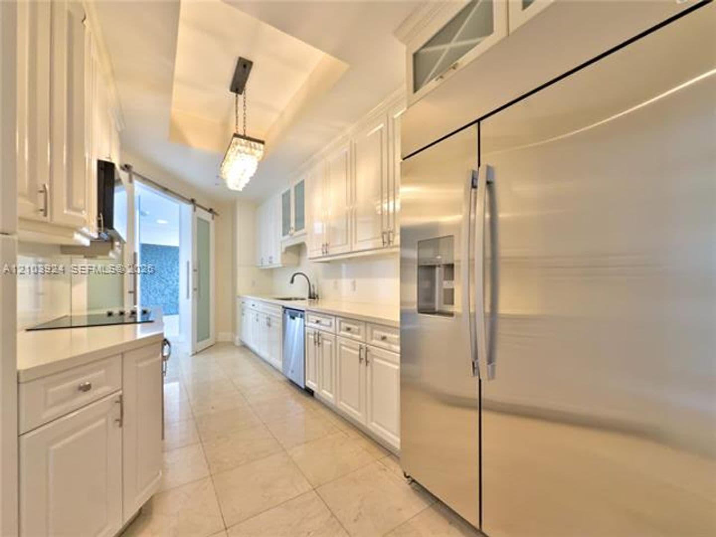Miami Condo: 848 Brickell Key Dr cu-306