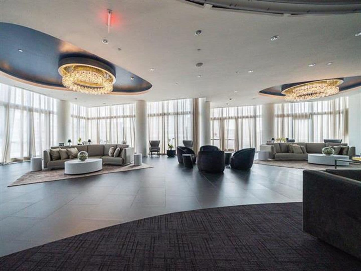 Miami Condo: 851 NE 1st Ave cu-2402