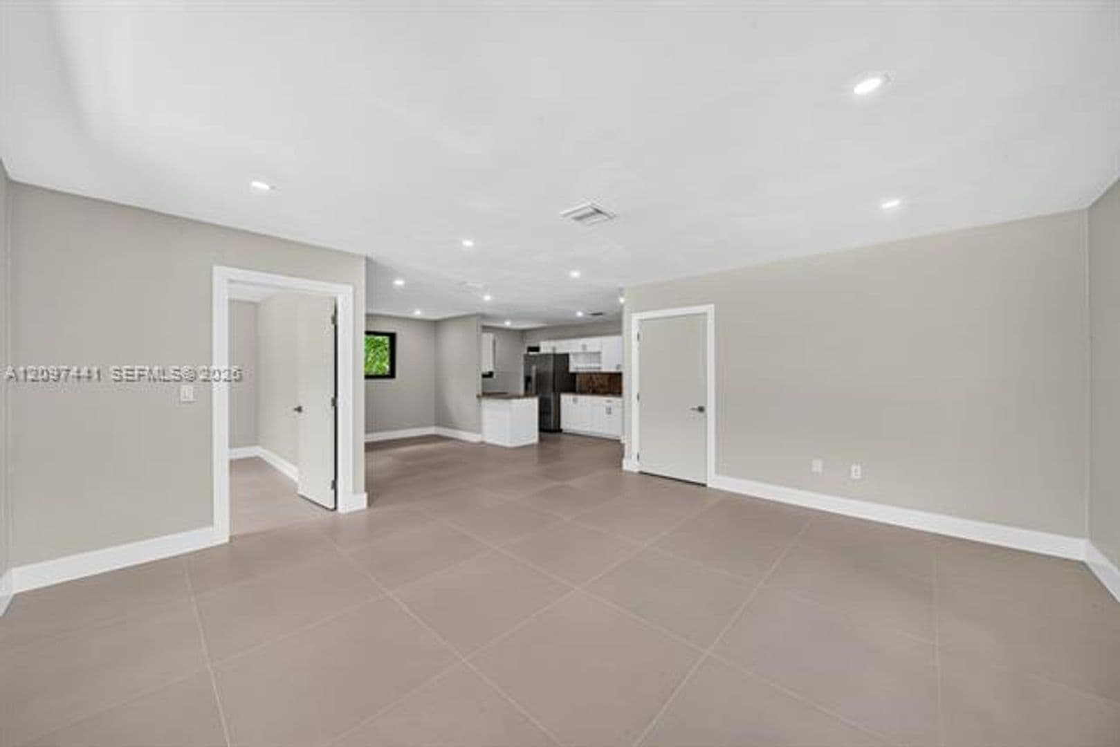 Miami House: 2216 SW 62nd Ave # 2216
