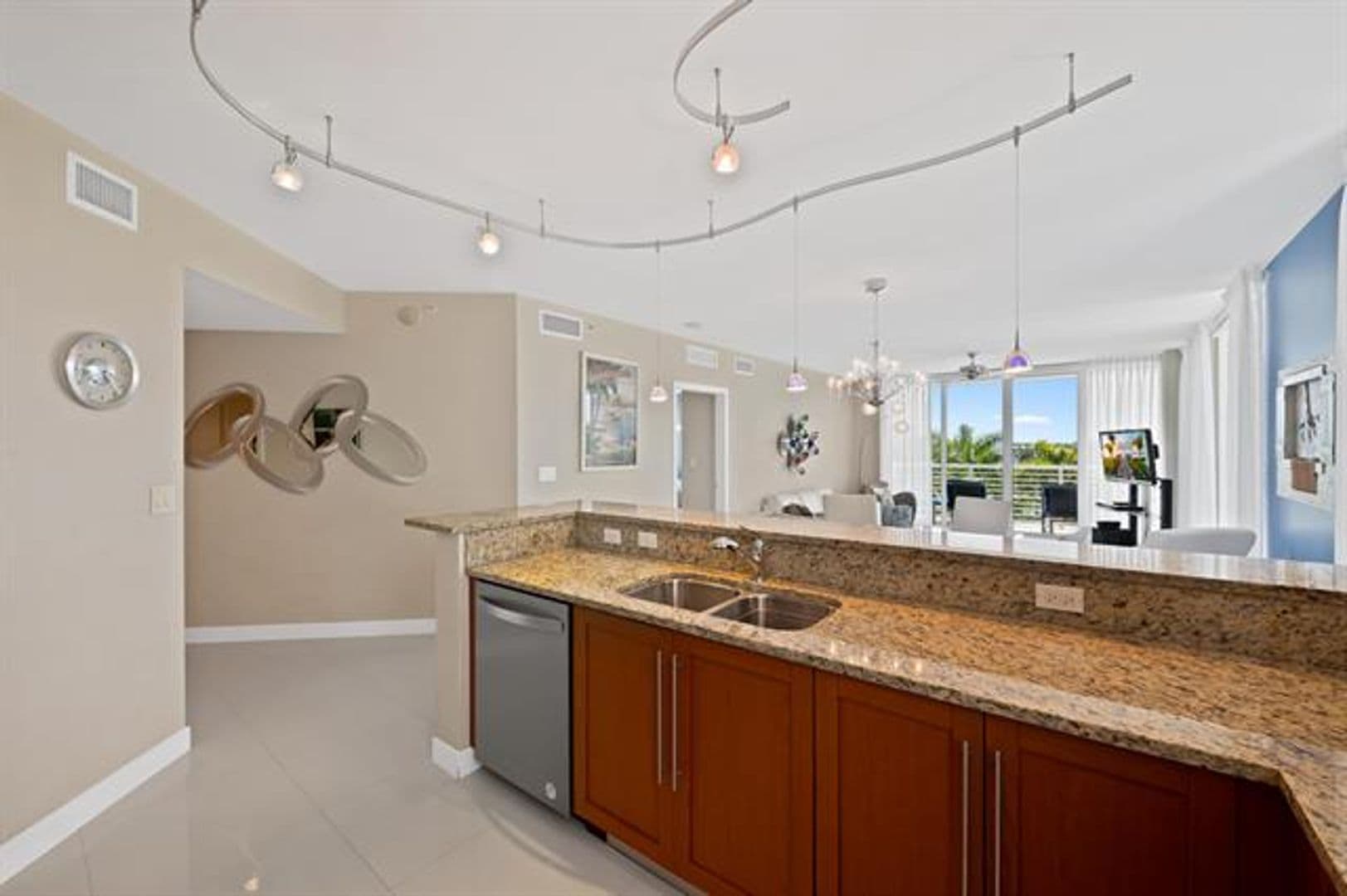 Fort Lauderdale Condo: 2821 N Ocean Blvd cu-401s