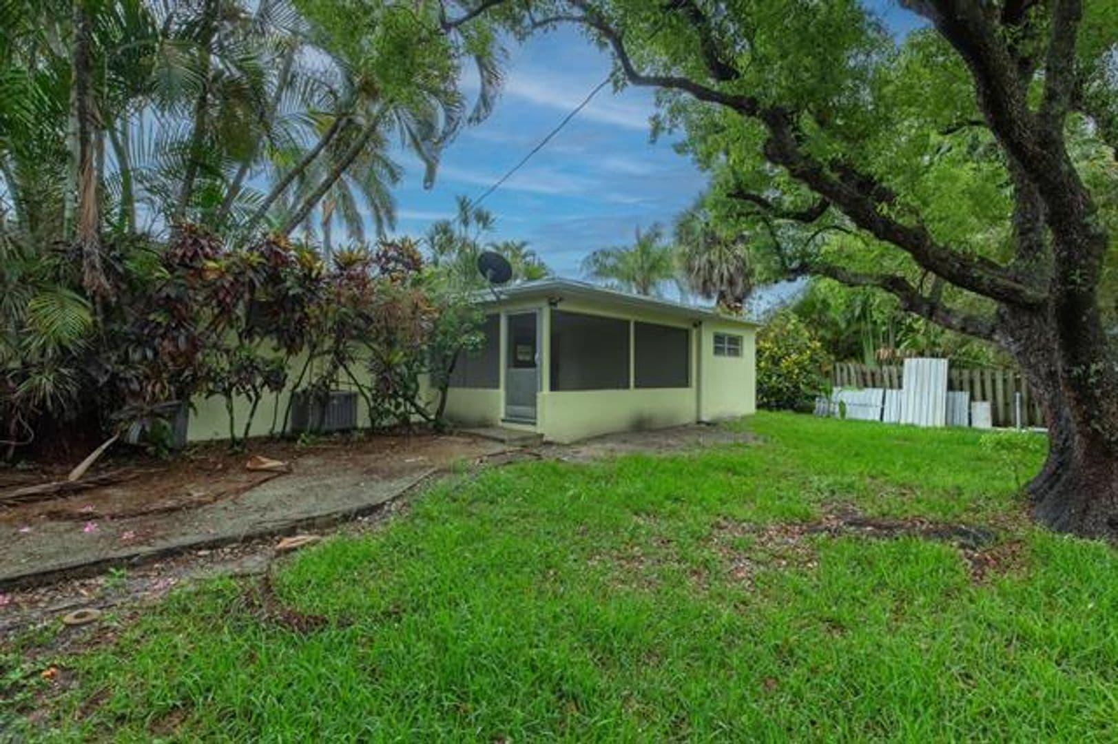 Wilton Manors House: 31 NE 28th Ct # 31