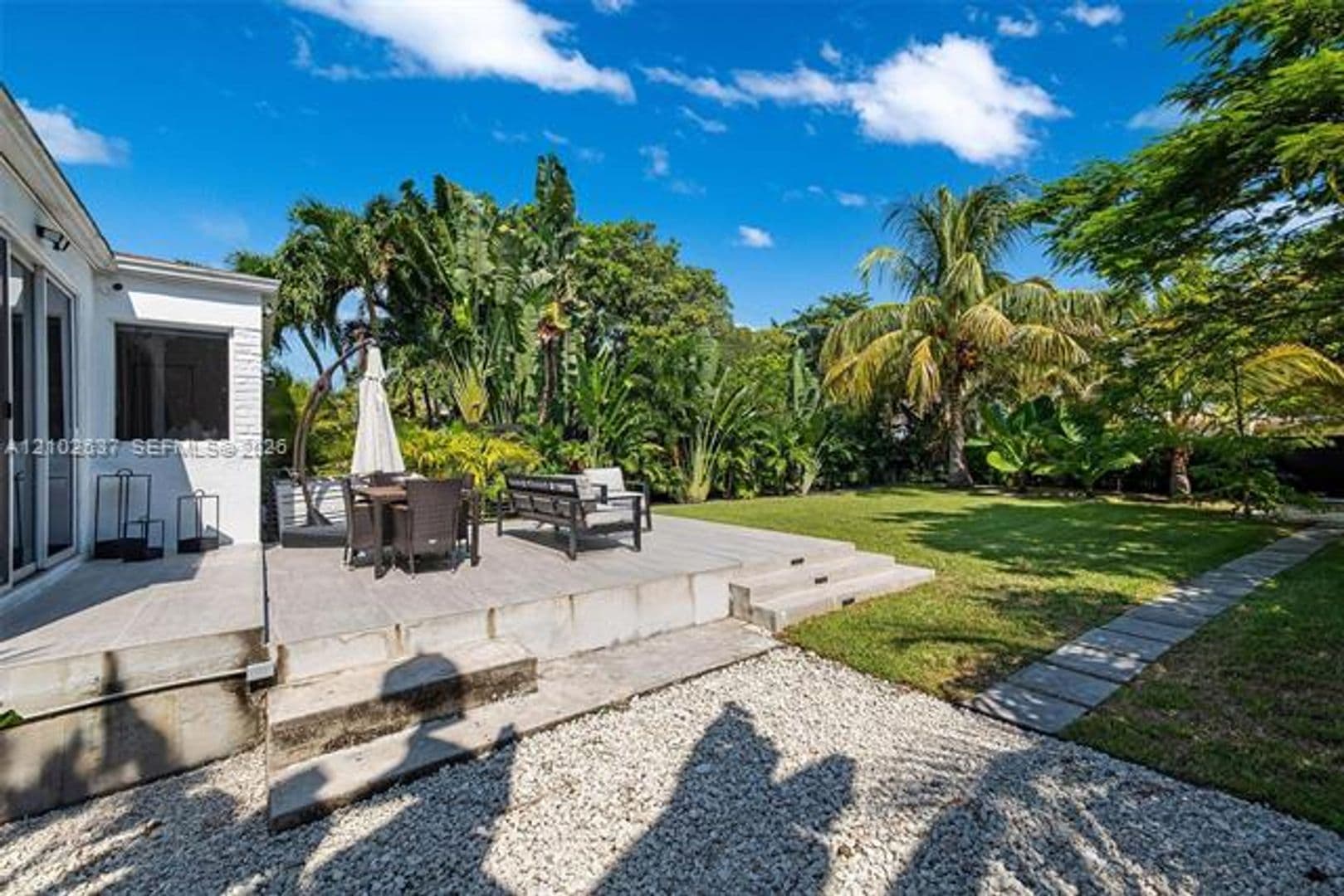 Miami House: 945 NE 82nd St # 945