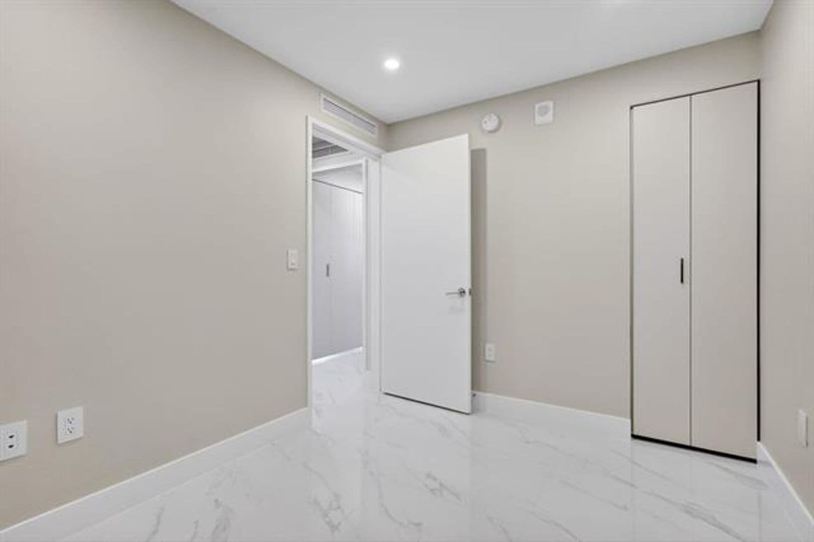 Miami Condo: 700 NE 24th St cu-2006