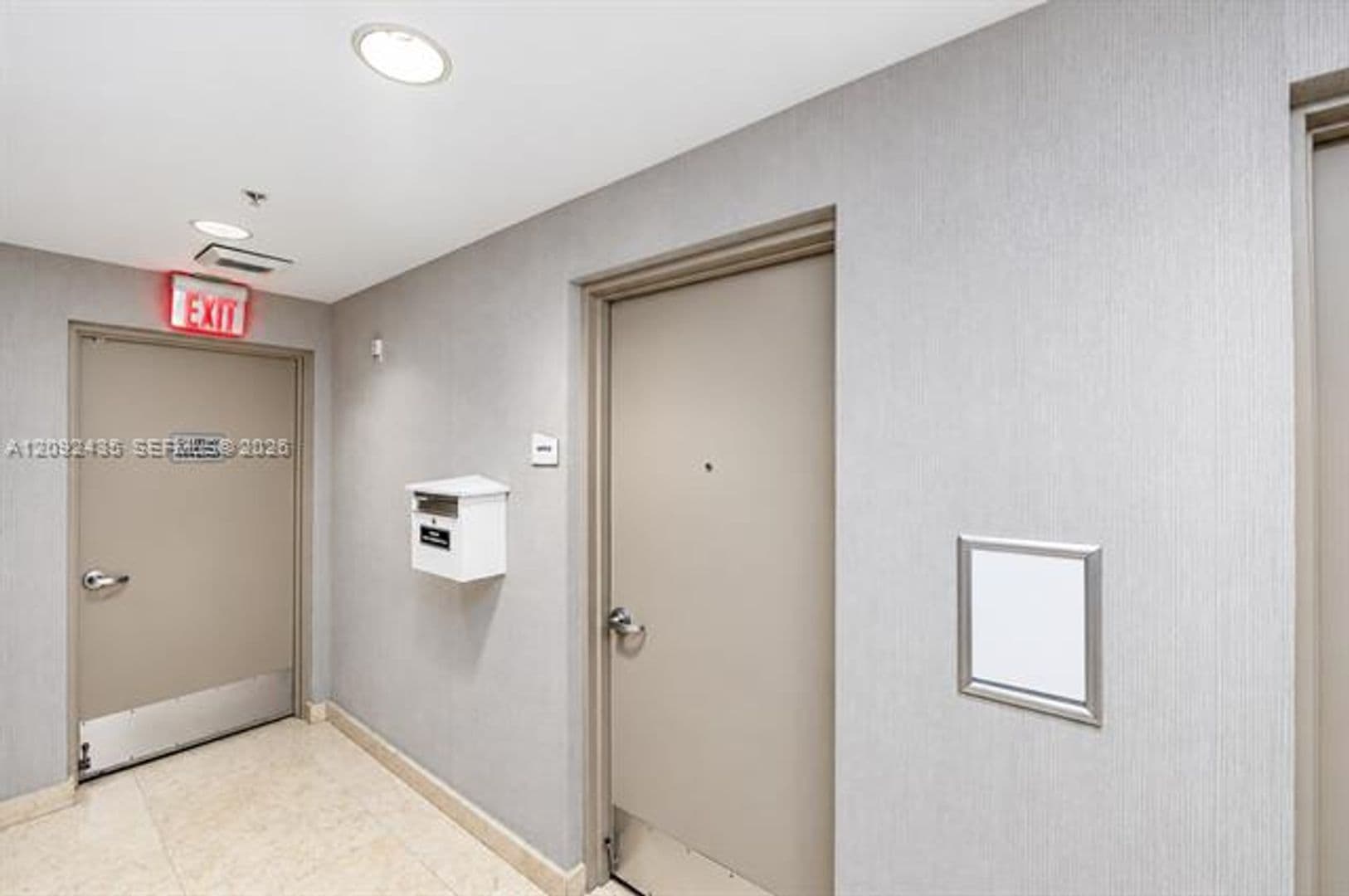 Miami Condo: 60 SW 13th St cu-4002