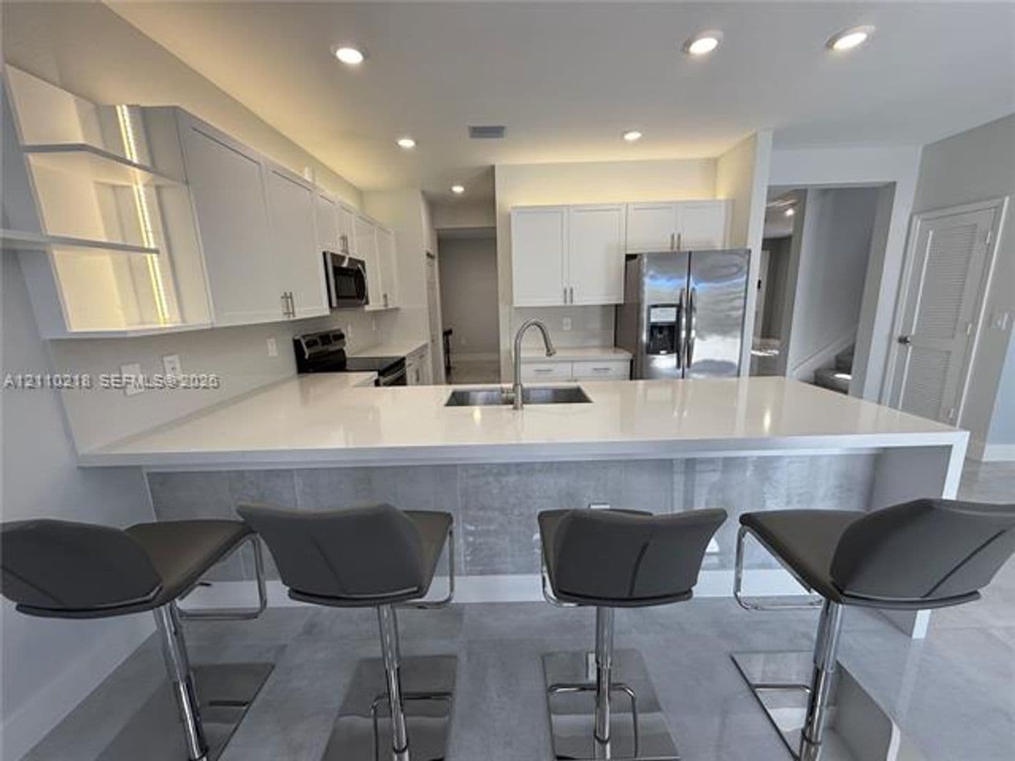 Miami House: 21000 NE 2nd Ct # 21000