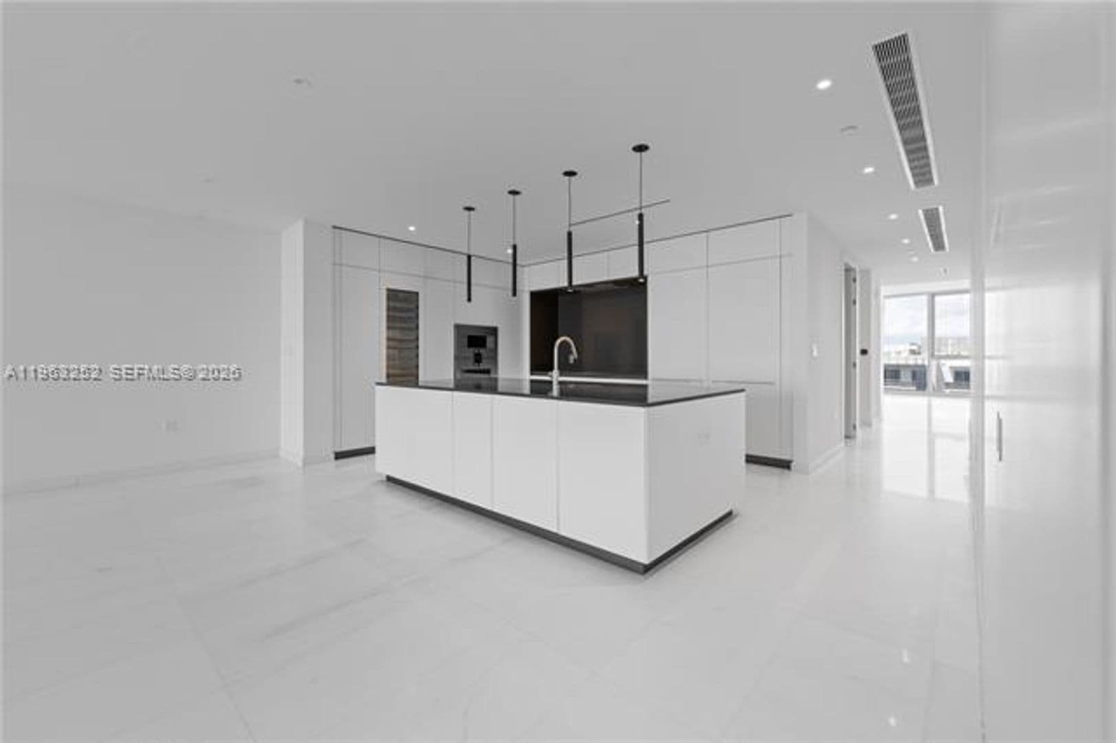 Miami Condo: 300 Biscayne Blvd Way cu-4404