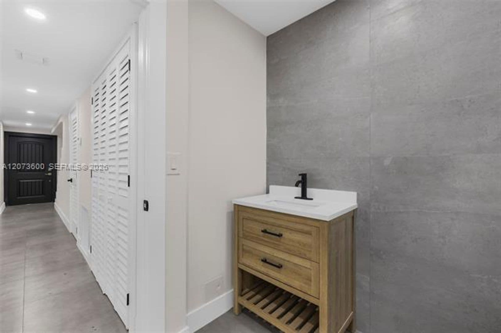 Coral Gables Condo: 345 Sarto Ave cu-1