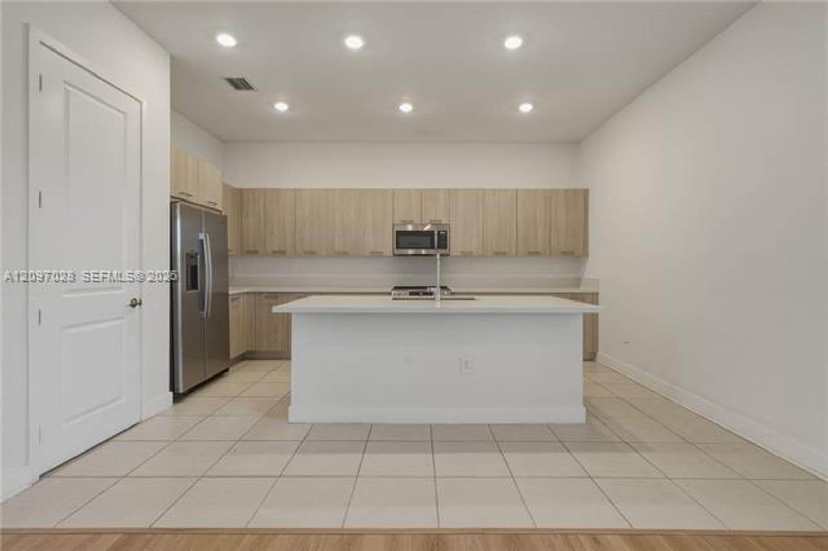 Davie House: 4372 SW 122nd Ter # 4372