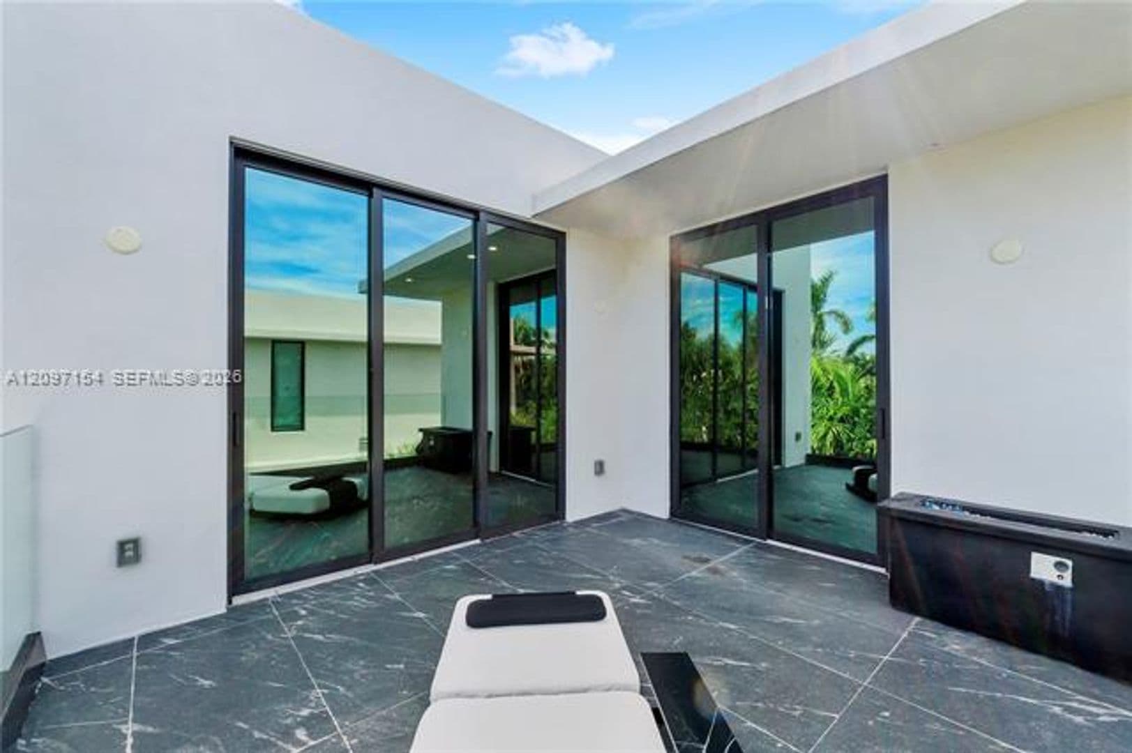 Miami Beach House: 4364 Alton Rd # 4364