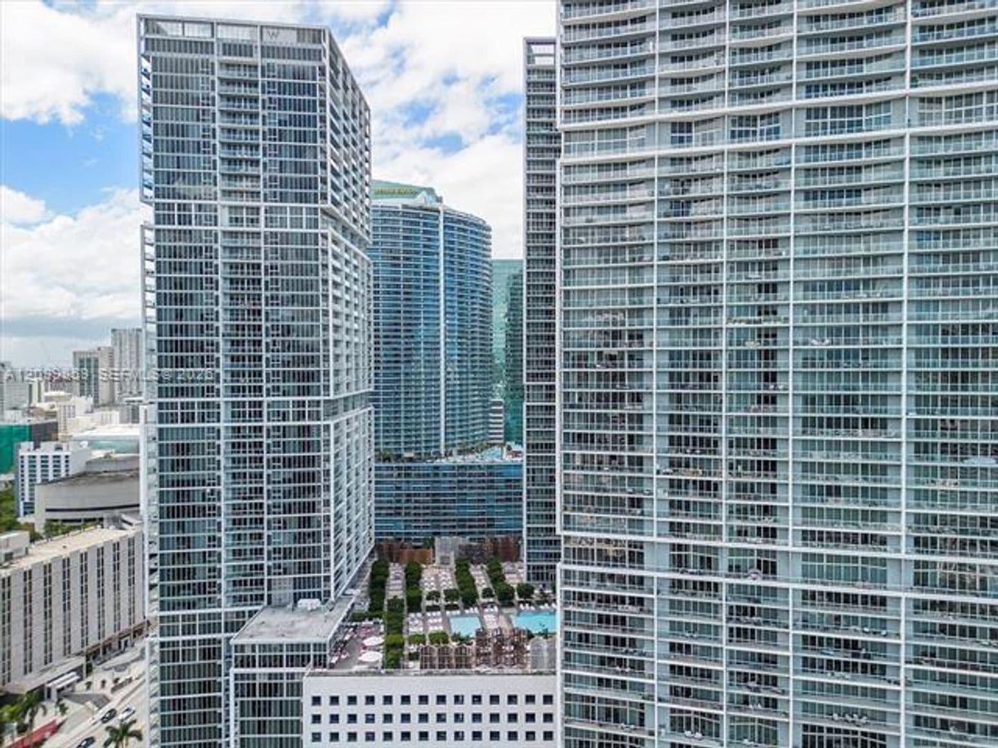 Miami Condo: 485 Brickell Ave cu-4309