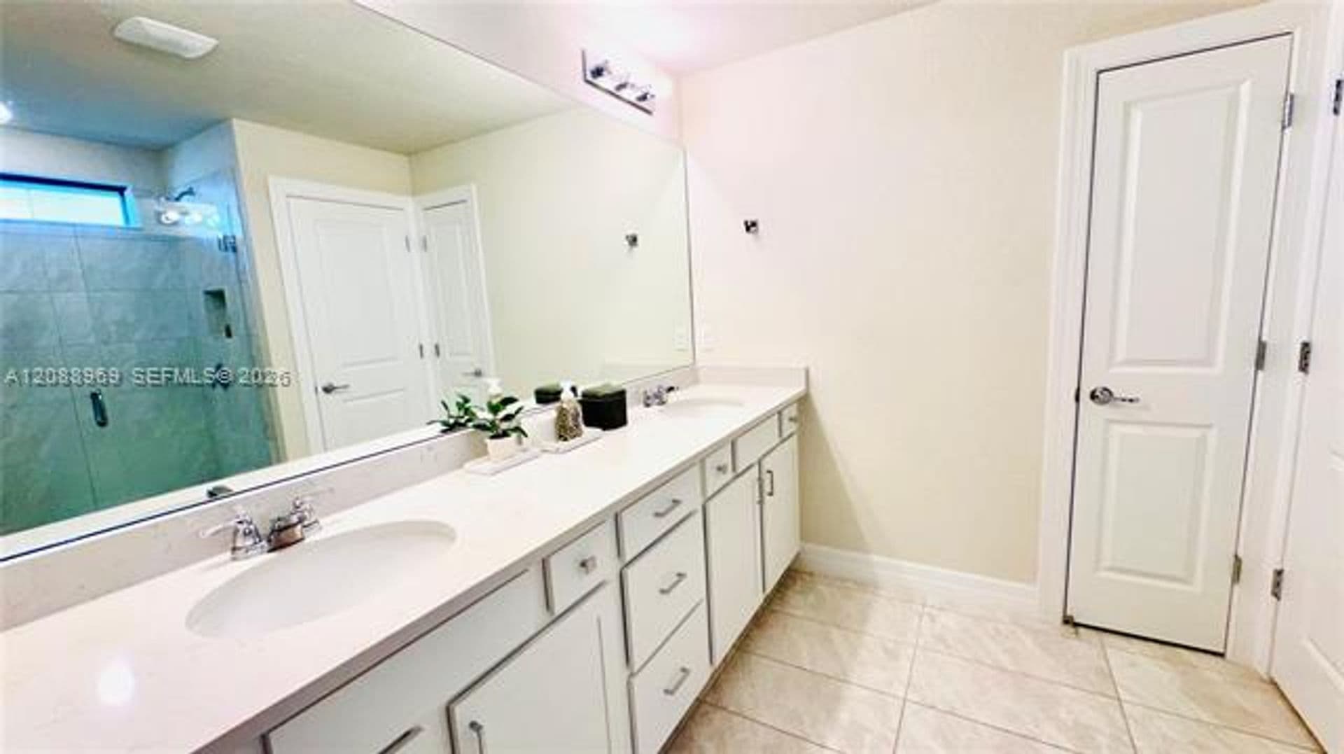 Lauderdale Lakes House: 3117 Buttonwood Ct # 3117