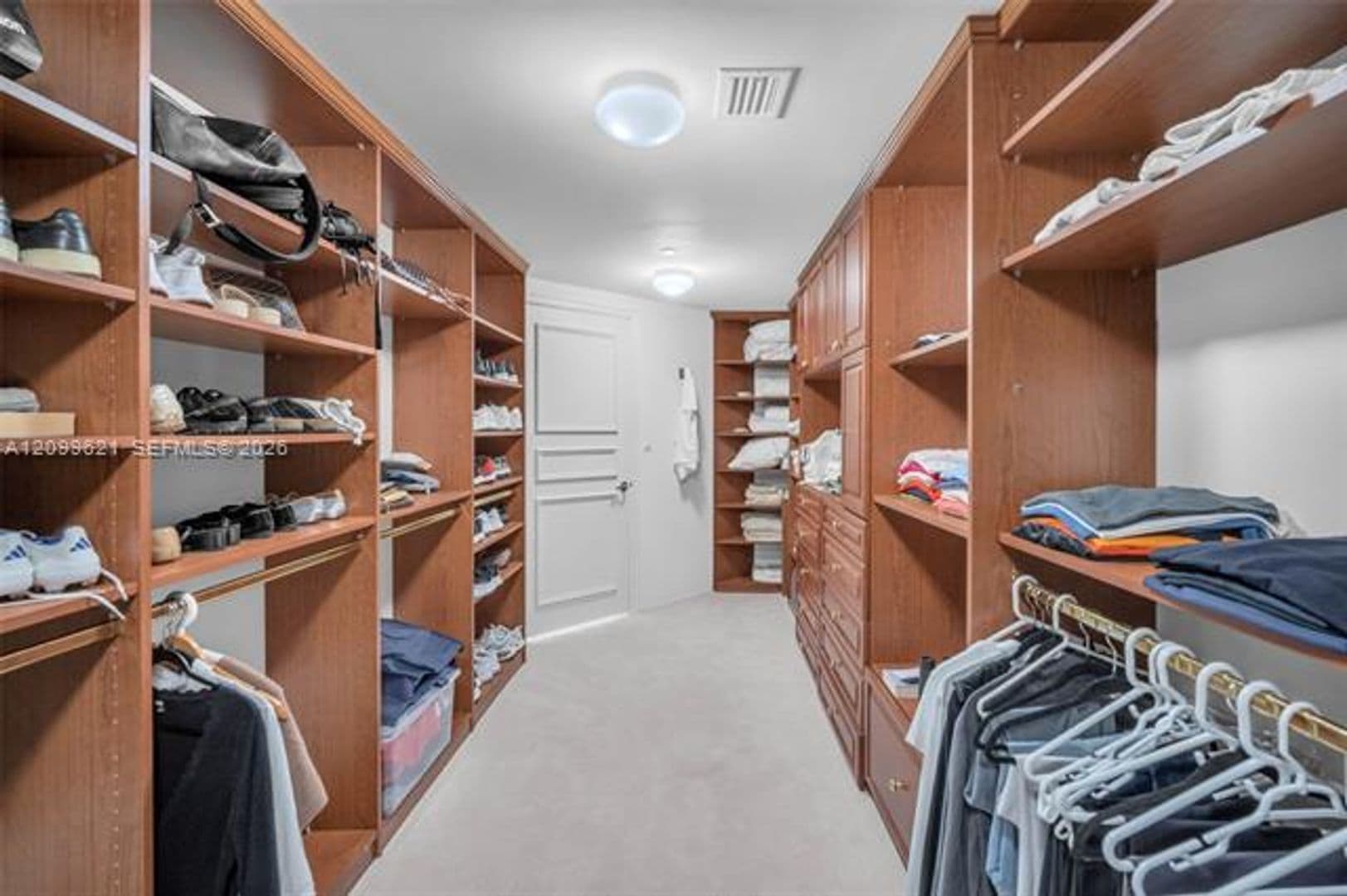 Aventura Condo: 19955 NE 38th Ct cu-2204