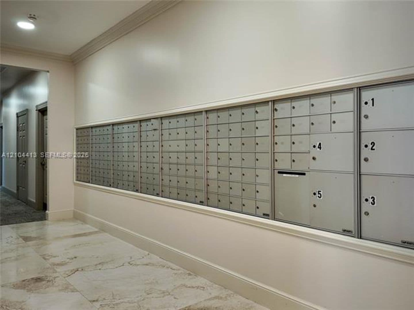 Miami Condo: 2665 SW 37th Ave cu-1112