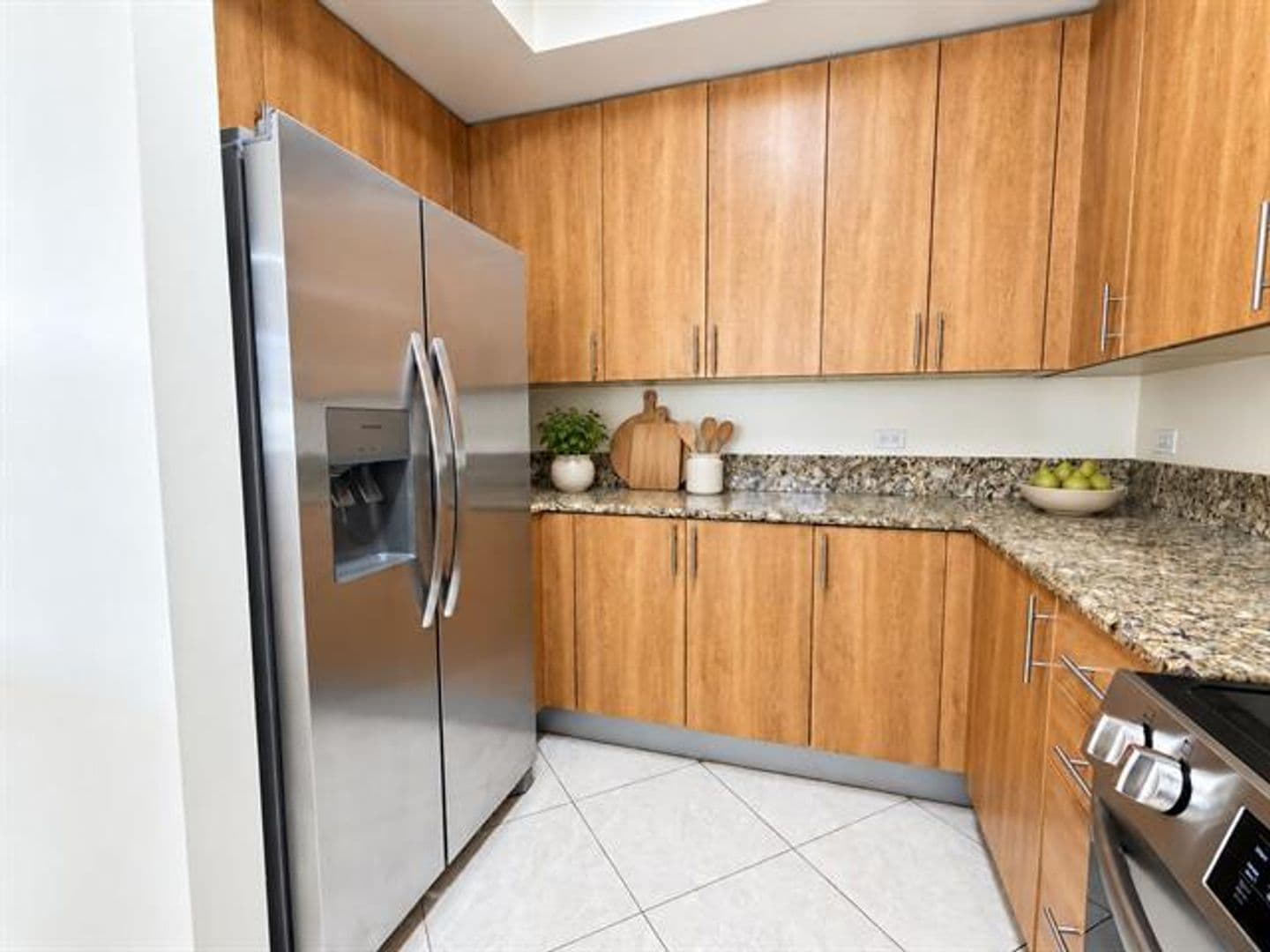 Wilton Manors Townhome: 2633 NE 14th Ave th 109