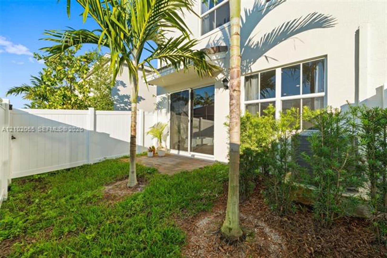 Pembroke Pines Townhome: 210 SW 170th Ave th 210