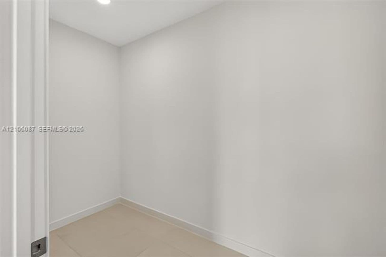 Miami Condo: 1400 Biscayne Blvd cu-2906