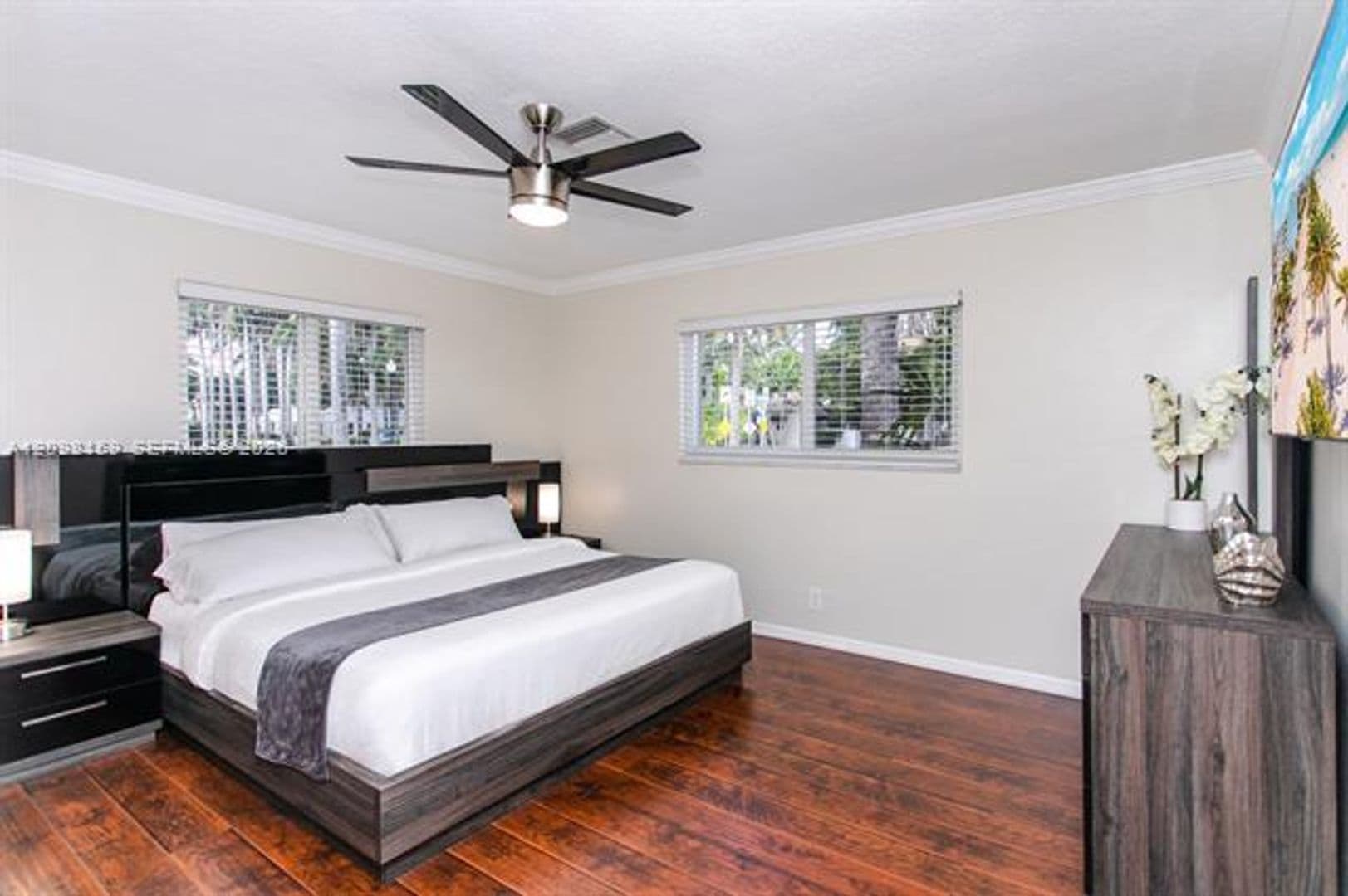 Hollywood House: 1254 Harrison St # 1254