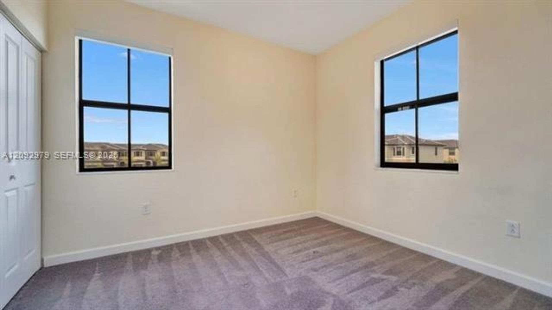 Hialeah Townhome: 11068 W 33rd Ct th 11068