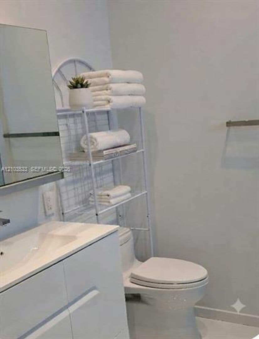 Key Biscayne Townhome: 798 Crandon Blvd cu-55-B
