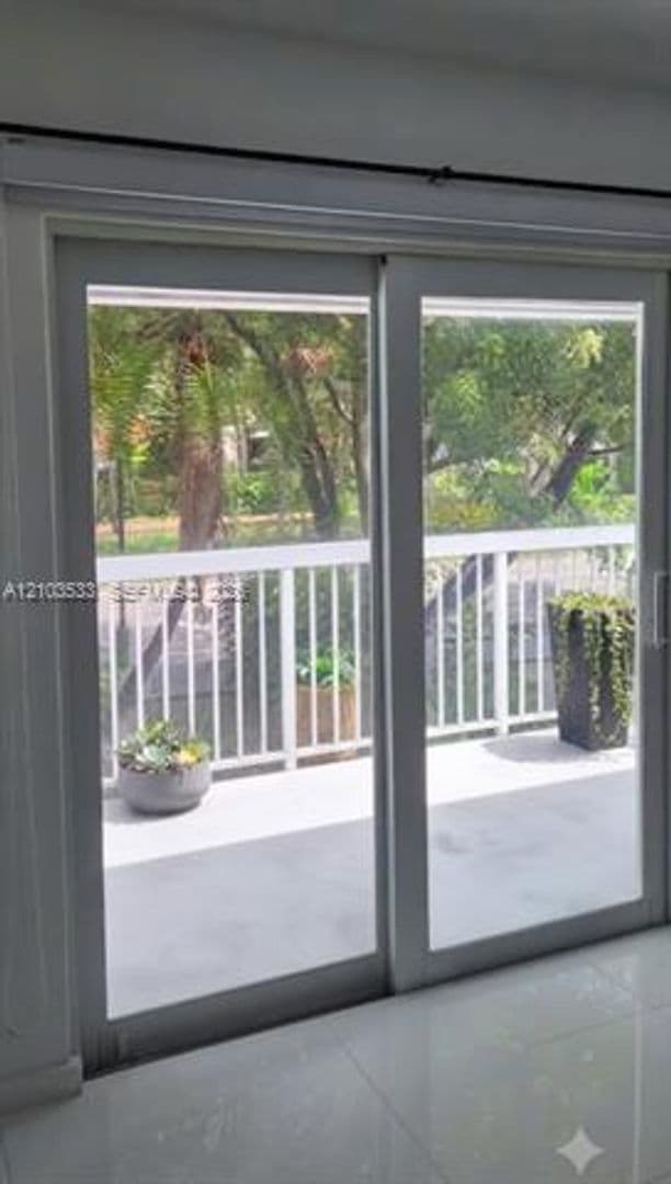 Key Biscayne Townhome: 798 Crandon Blvd cu-55-B