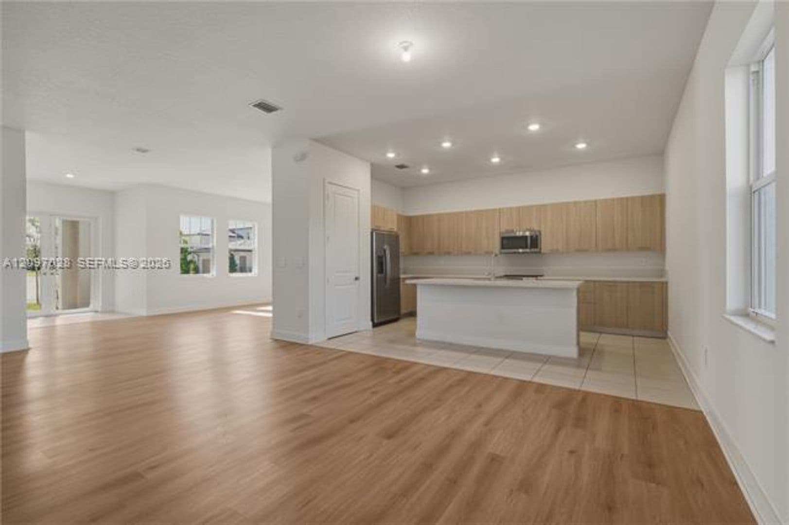 Davie House: 4372 SW 122nd Ter # 4372