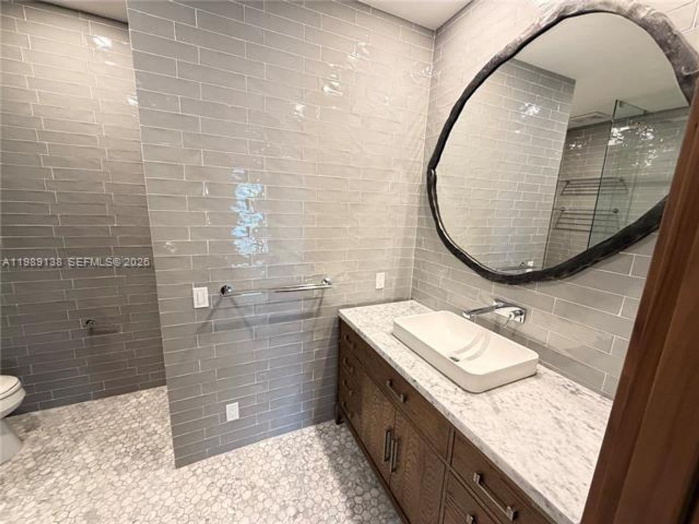 North Miami Beach House: 3200 NE 165th St # 3200