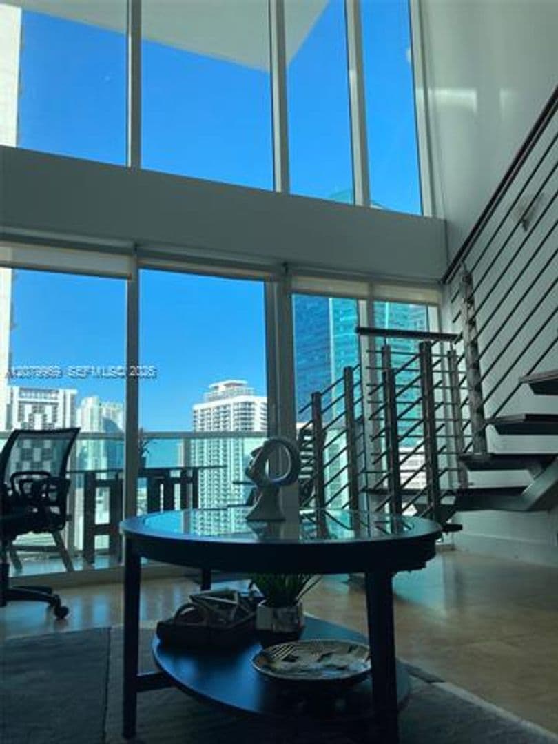 Miami Condo: 41 SE 5th St cu-1311