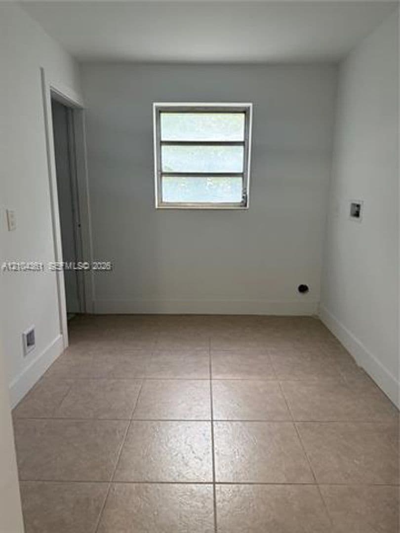 Miami House: 6473 SW 25th St # 6473
