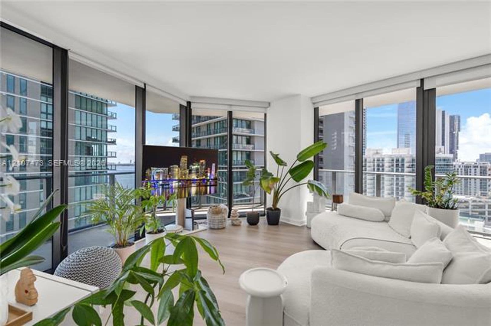 Miami Condo: 501 NE 31st St cu-1906