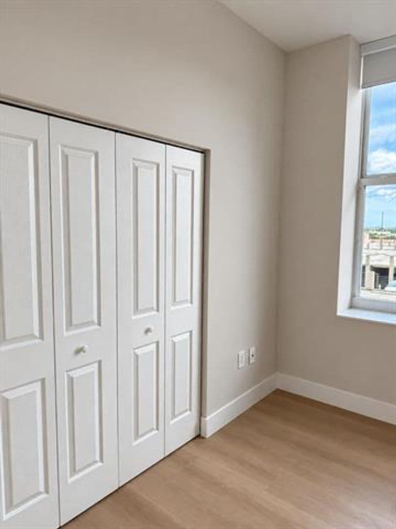 Fort Lauderdale Condo: 511 SE 5th Ave cu-607