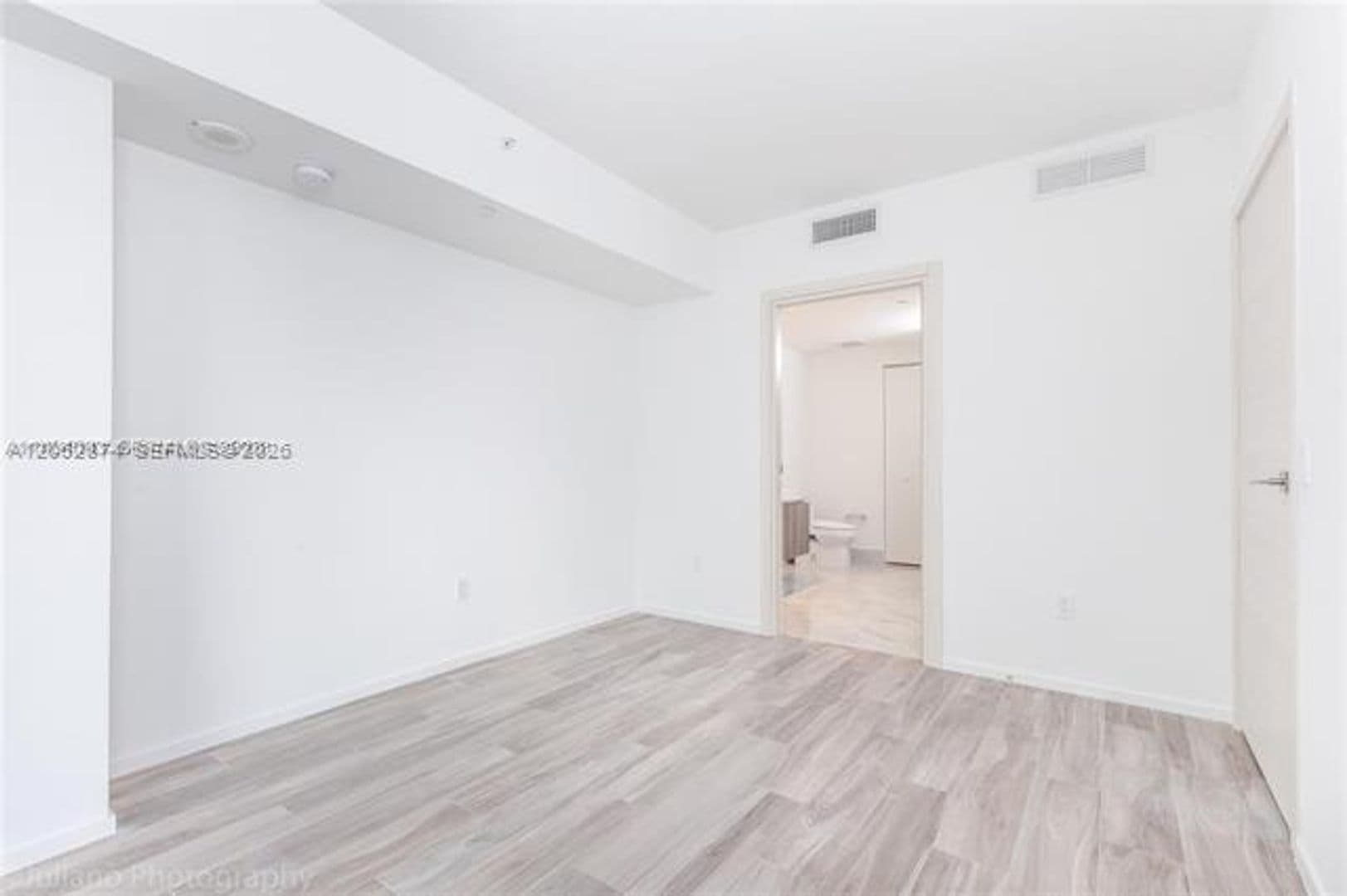Miami Condo: 801 S Miami Ave cu-3006