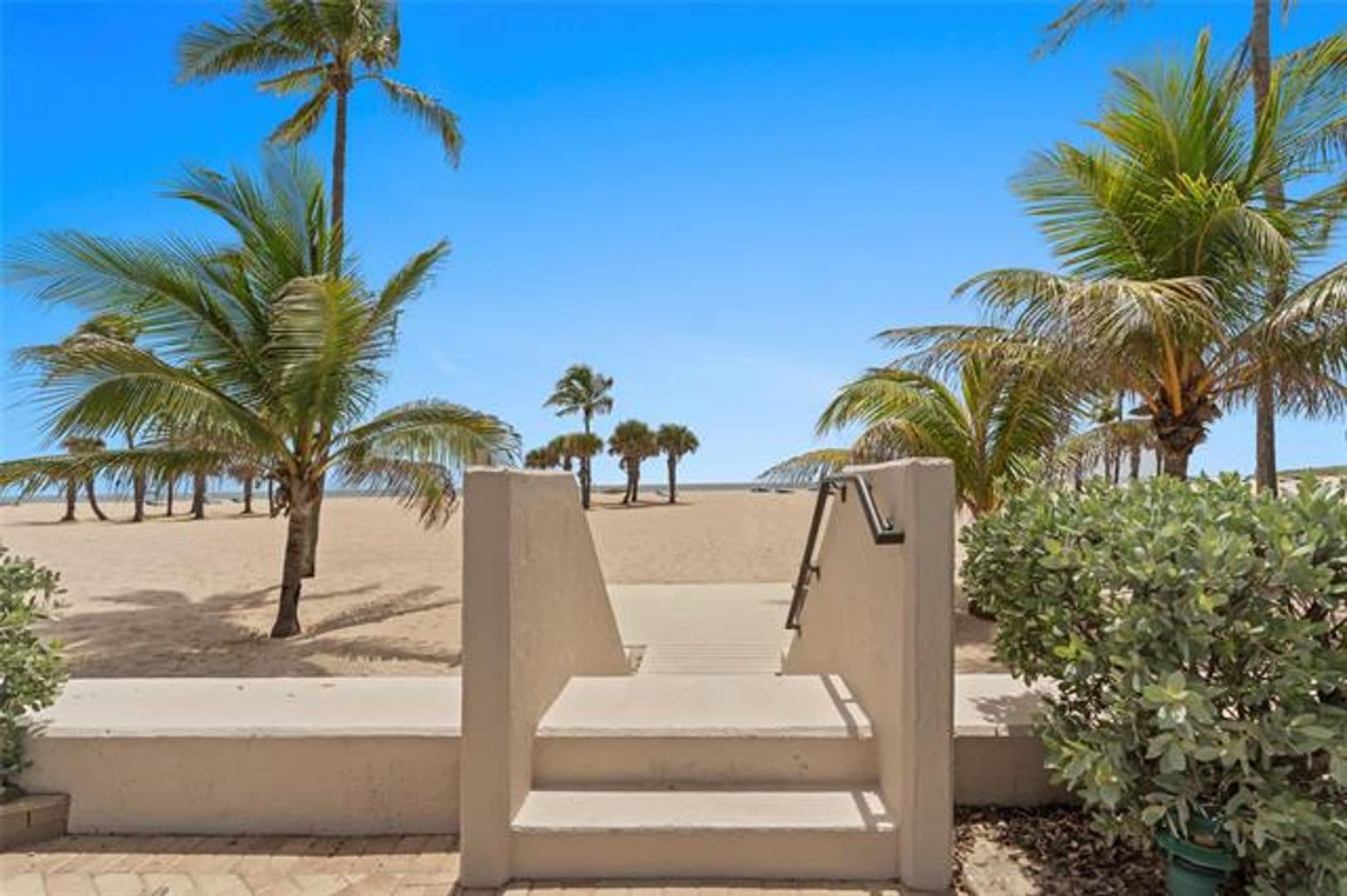 Fort Lauderdale Condo: 1630 S Ocean Ln cu-235