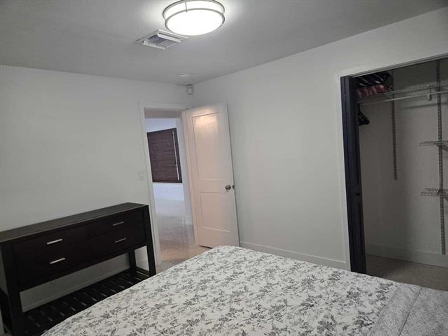 Fort Lauderdale House: 1140 SW 32nd St # 1140