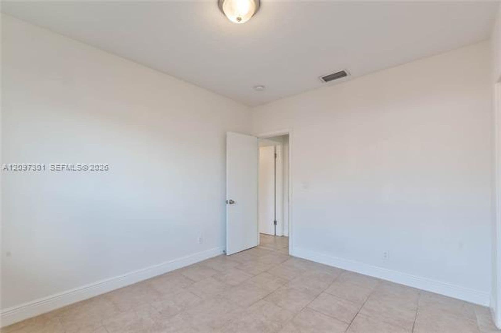 Miami House: 3916 SW 58th Ave # 3916