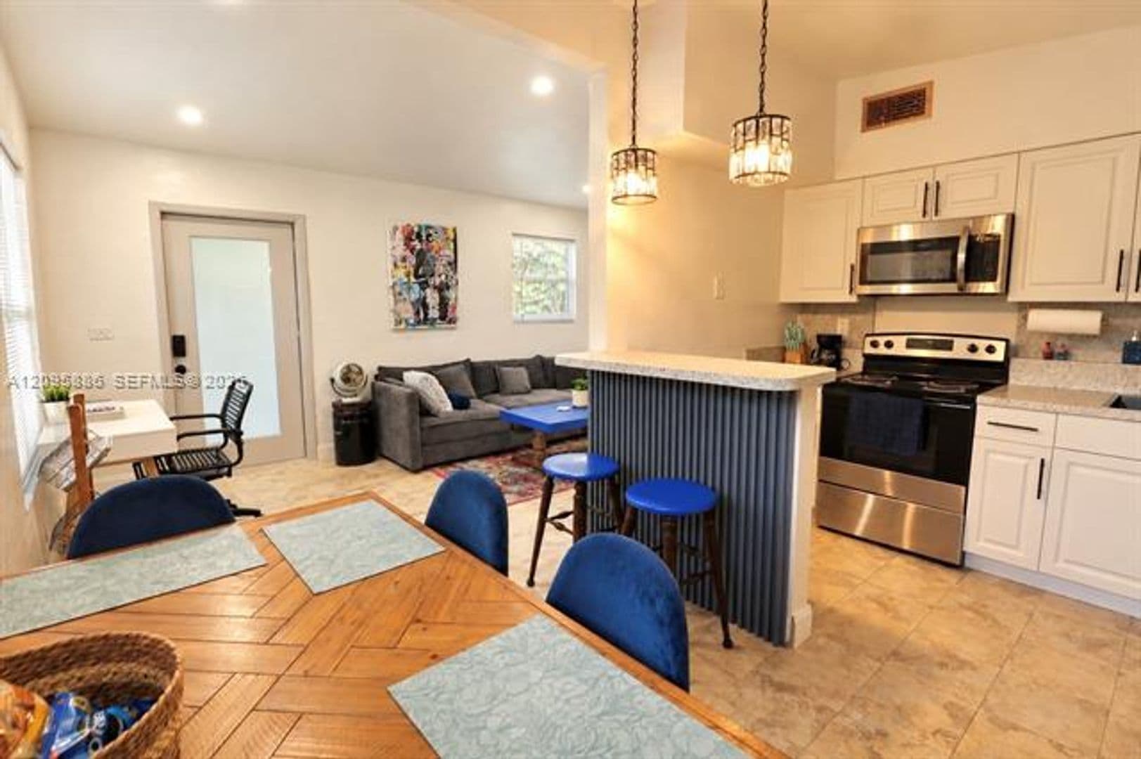 Miami House: 3296 William Ave # 3296
