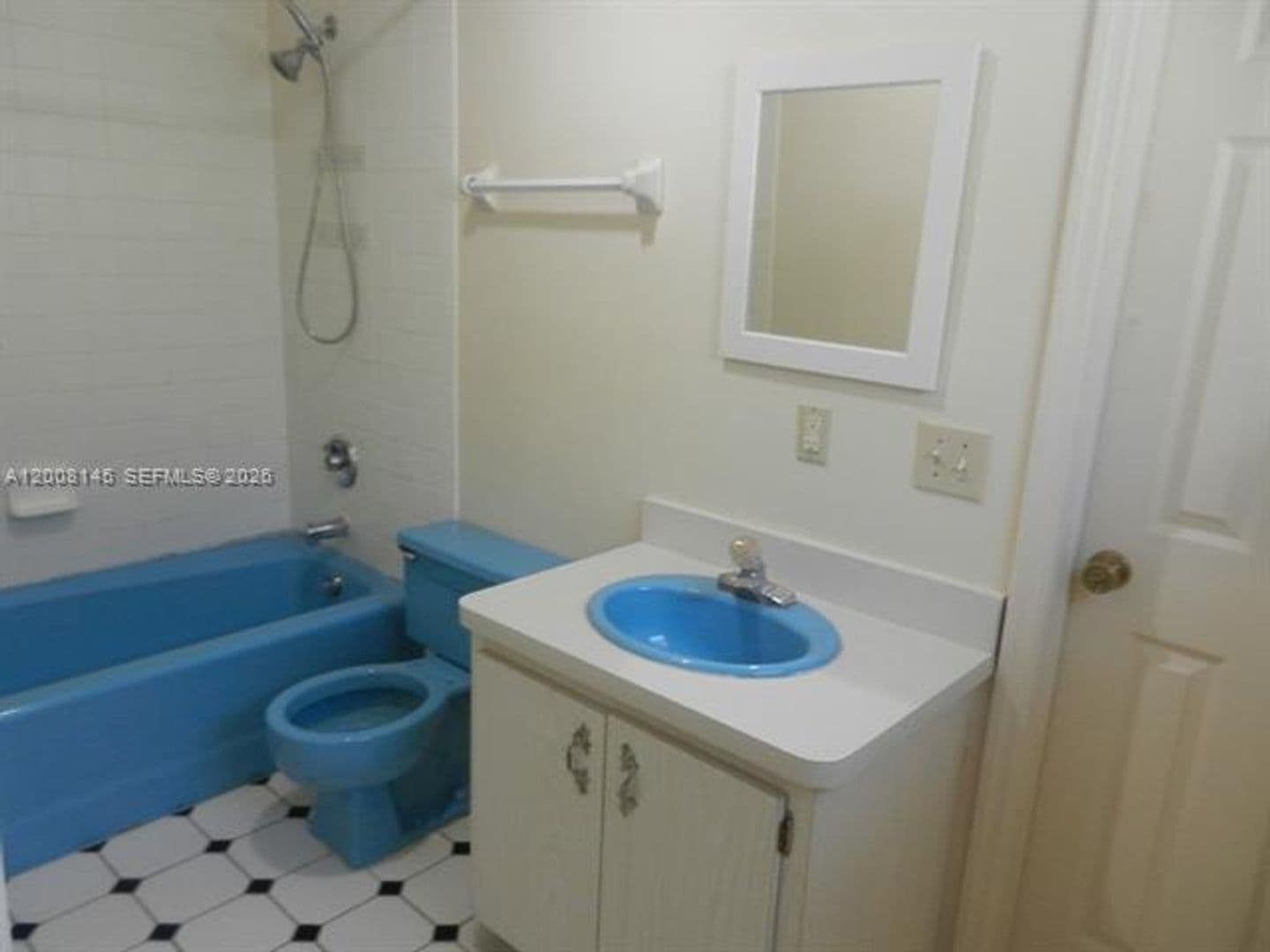 Homestead House: 18950 SW 240th St # 18950