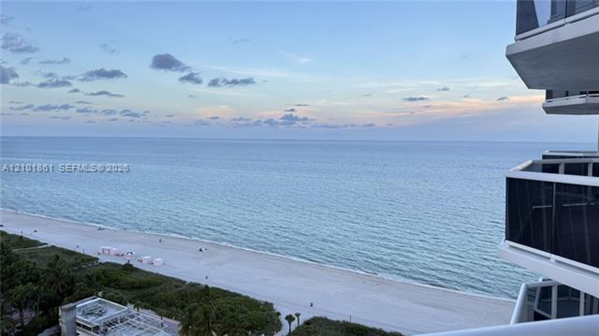 Miami Beach Condo: 4779 Collins Ave cu-1908